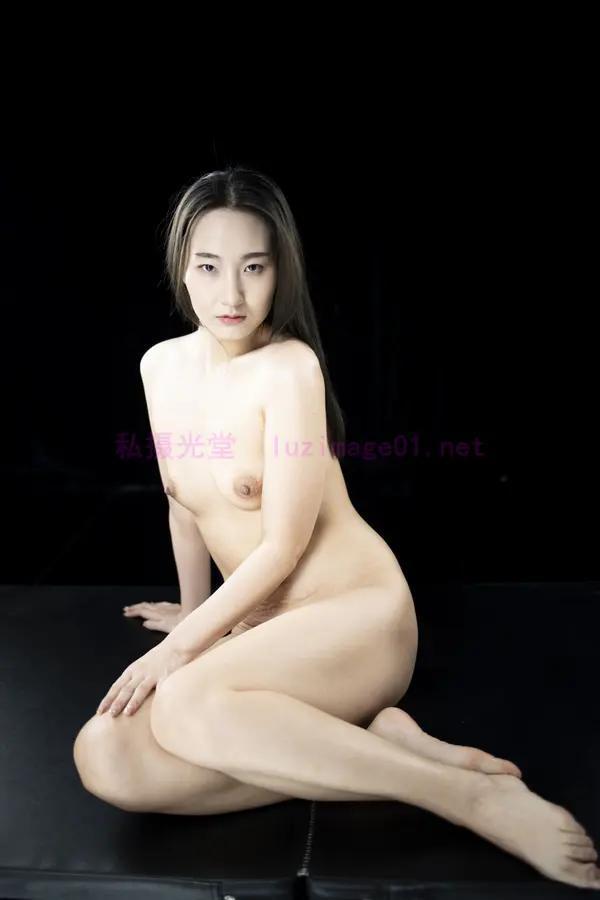 黄甫 国模若雨大尺度人体私拍套图